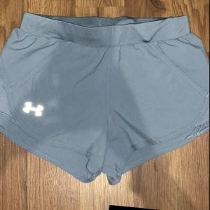 Under armor adult XS shorts